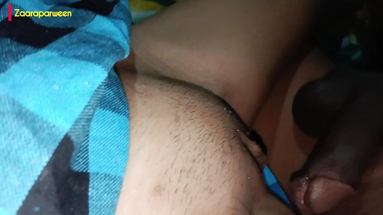 Primeira noite com indiana fodendo duro e comendo creme