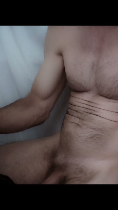 Un beau-père trompe sa belle-fille pour une séance photo perverse et un premier facial - mylovebunny | Clip 1