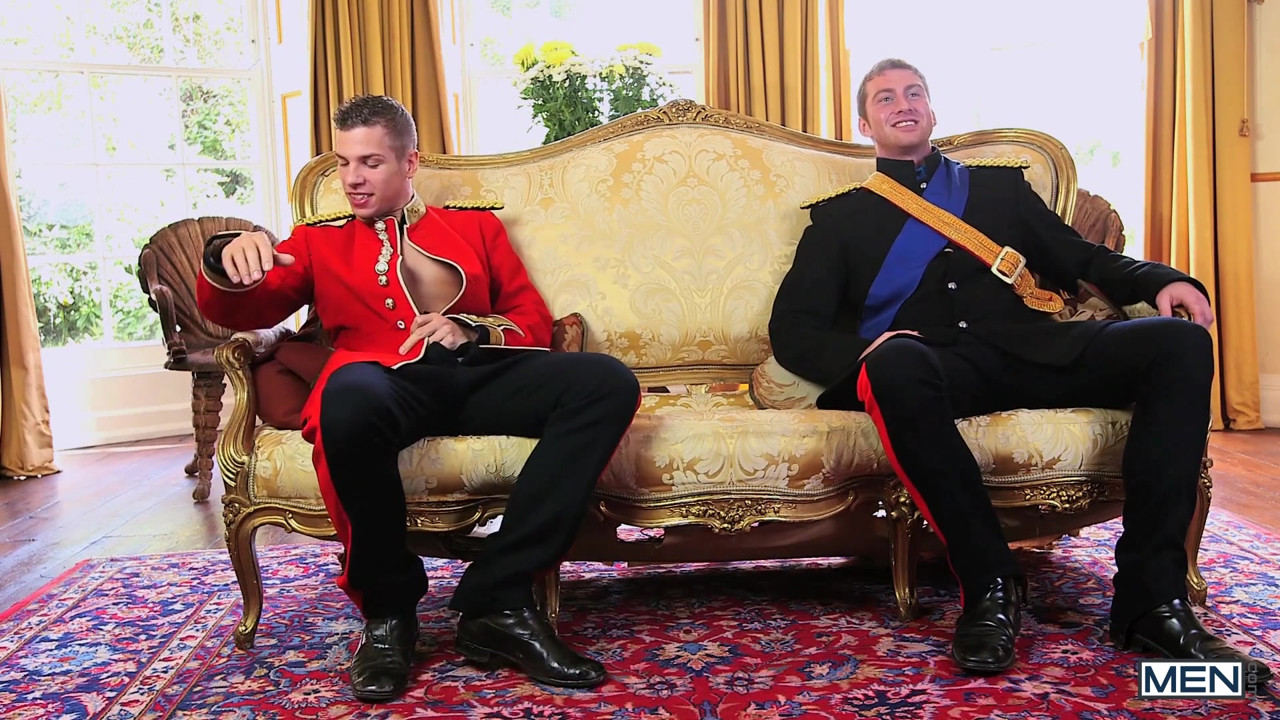 MEN - Royal Desires コナー・マグワイア、ポール・ウォーカー、テオ・フォードをフィーチャーした親密なトリオ