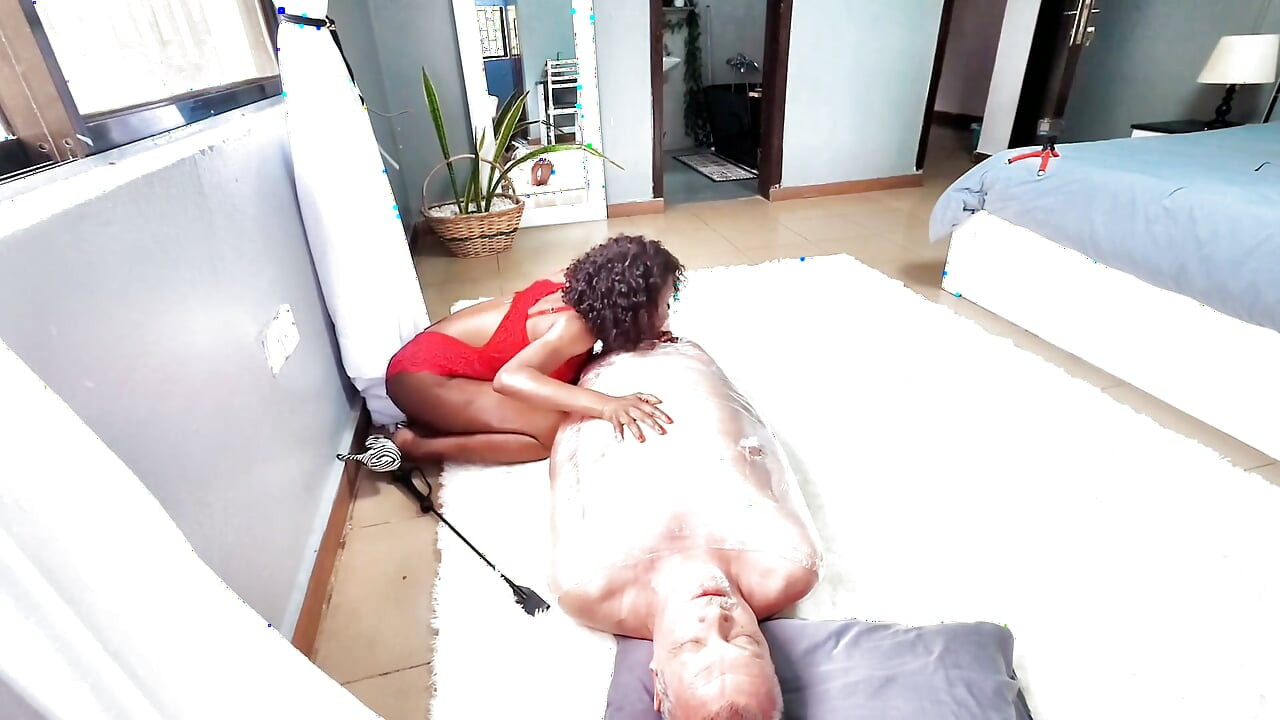 Blackswan Goza E Mija. Naquele Pau Branco