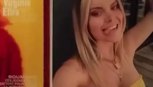 Virginie efira ve romy boşalmak haraç copy 2