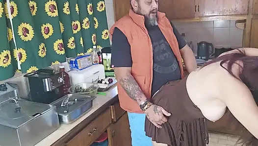 Şiplak mutfakta sikiş