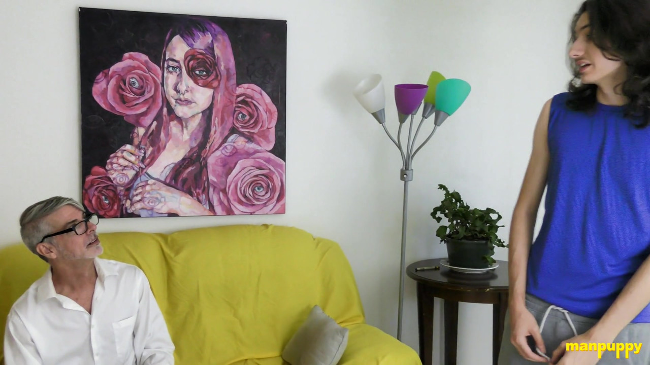 ケイド・シャラメはリチャード・レノックスによって手錠された彼の最初の負荷を手に入れました