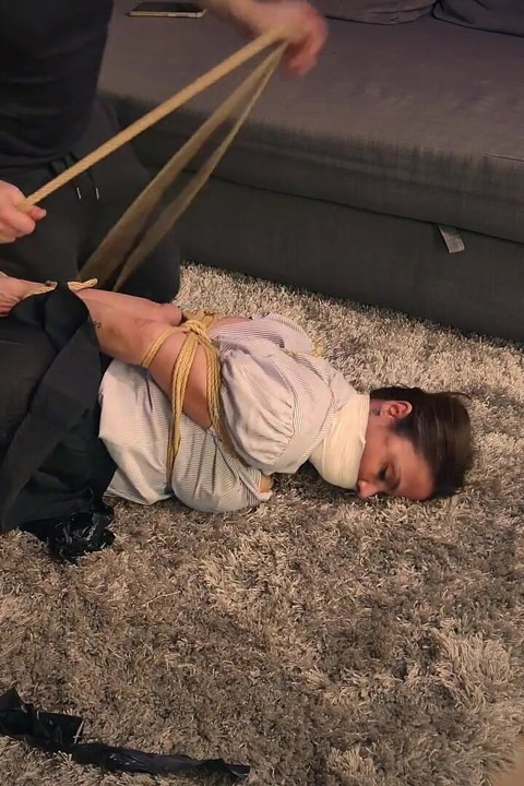 Luna Tied up by the Masked Man - Part 2