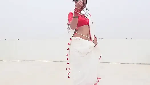 Sexy bhabhi devar ne flating karke pata liya uske baad puri raat kiya sex