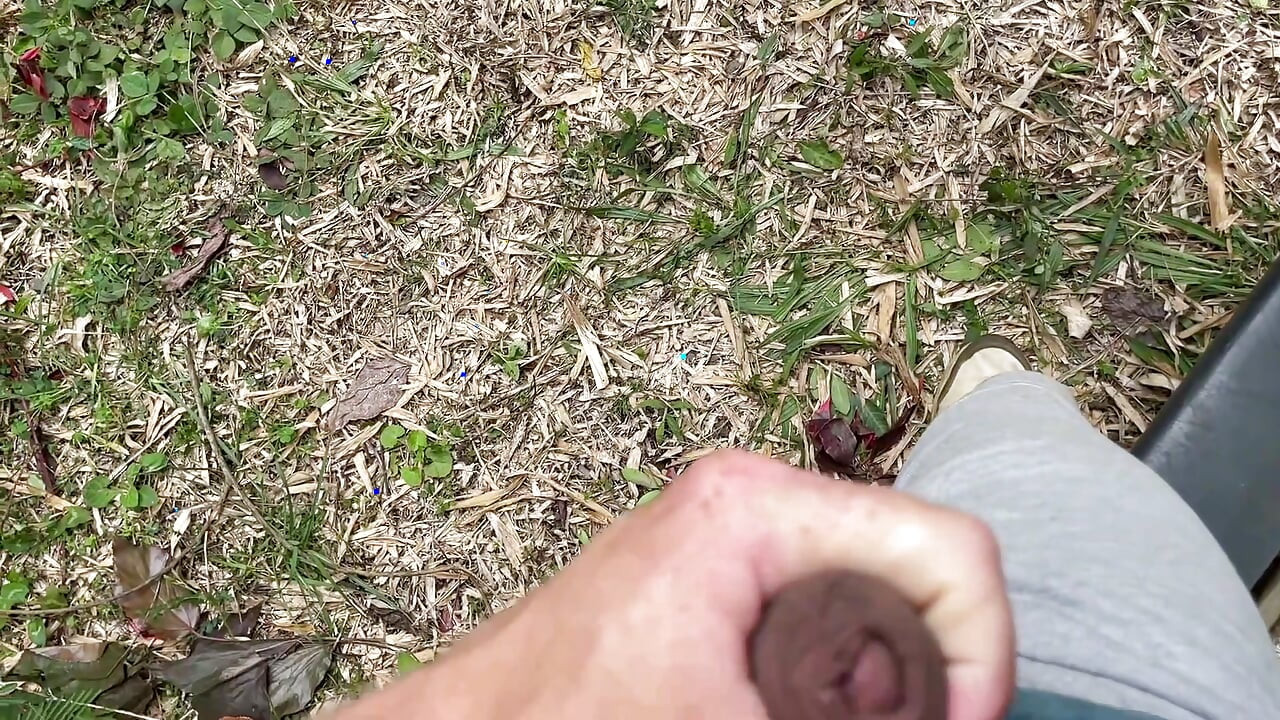 나는 낯선 이에게 빨려들어