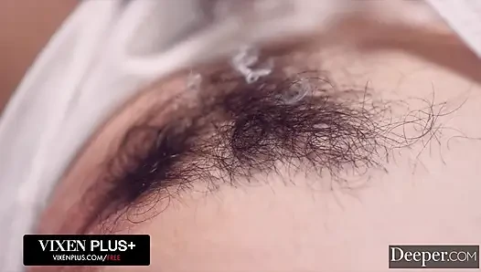 Tiefer. Devote valentina nappi anal mit einem mund voller ihrem eigenen höschen gefickt