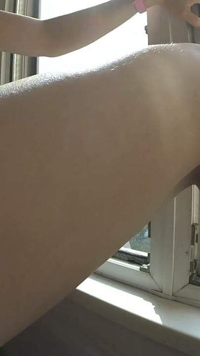 Wife masturbates on the balcony, he cums on her back, he has been hiding from the neighbors for years. OKSiAnal | Clip 3