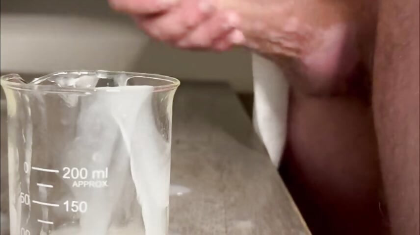 big cock cumshot handjob straight