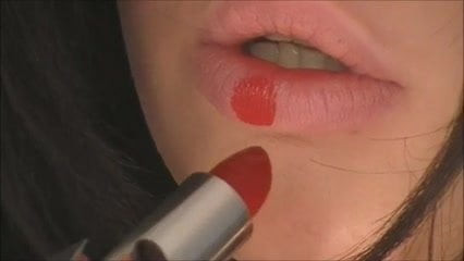 Lipstick !