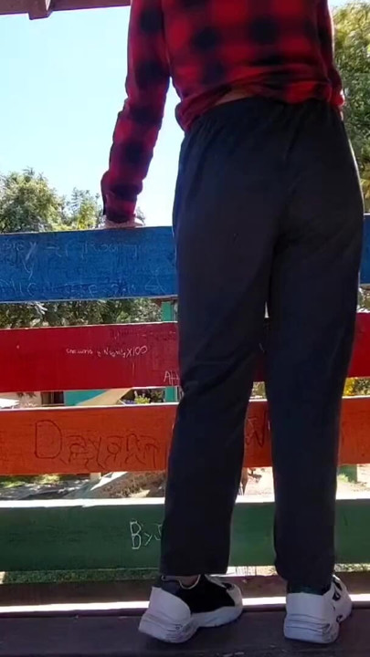 Showing my big ass and giving a blowjob . | Clip 1