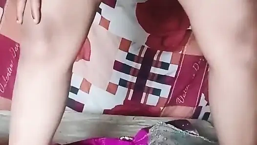 Aku ngentot memekku hari ini! Aku ngentot memekku habis-habisan!