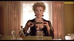 Annette Bening scenă nud în Grifters scandalplanet.com