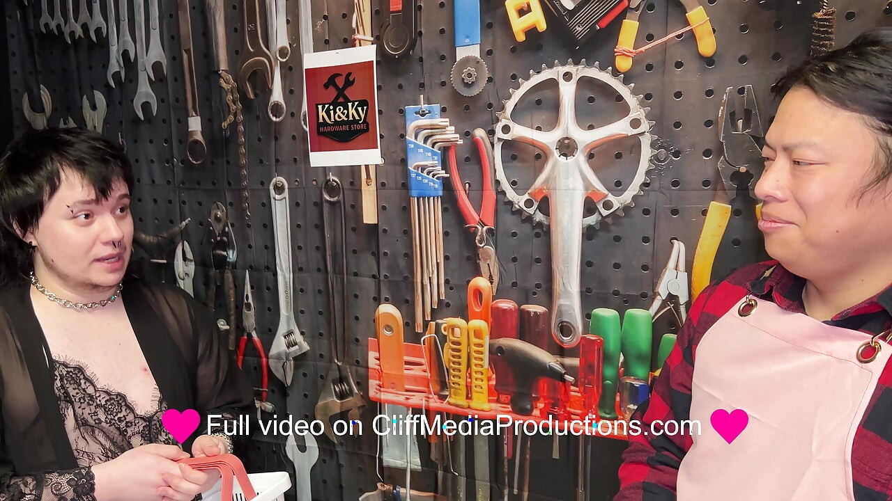 Kinky Hardware Store - Cliff Media Productions