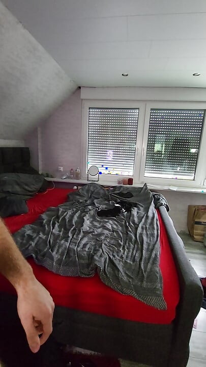 热辣的假阳具做爱，说下流话并高潮