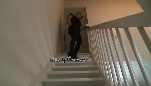 Bir akşam başka bir şeye dönüştü