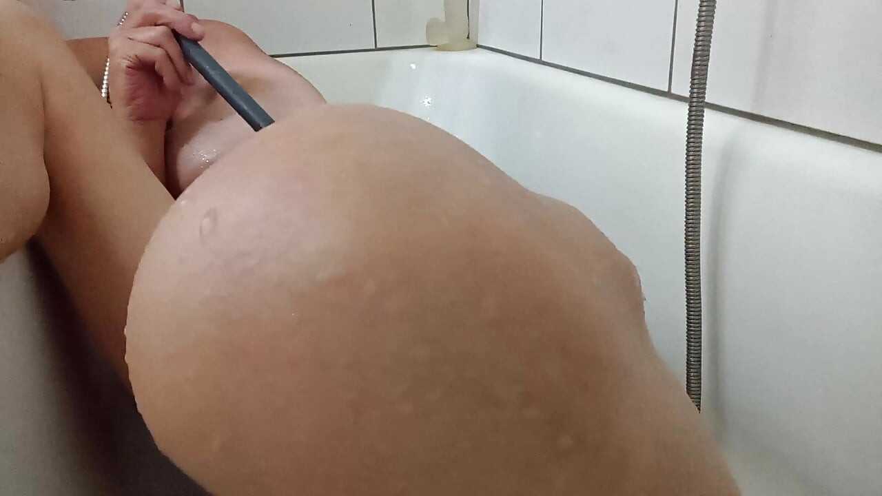 LizzyYum SD lipiec 2026 kąpiel masturbacja # 28