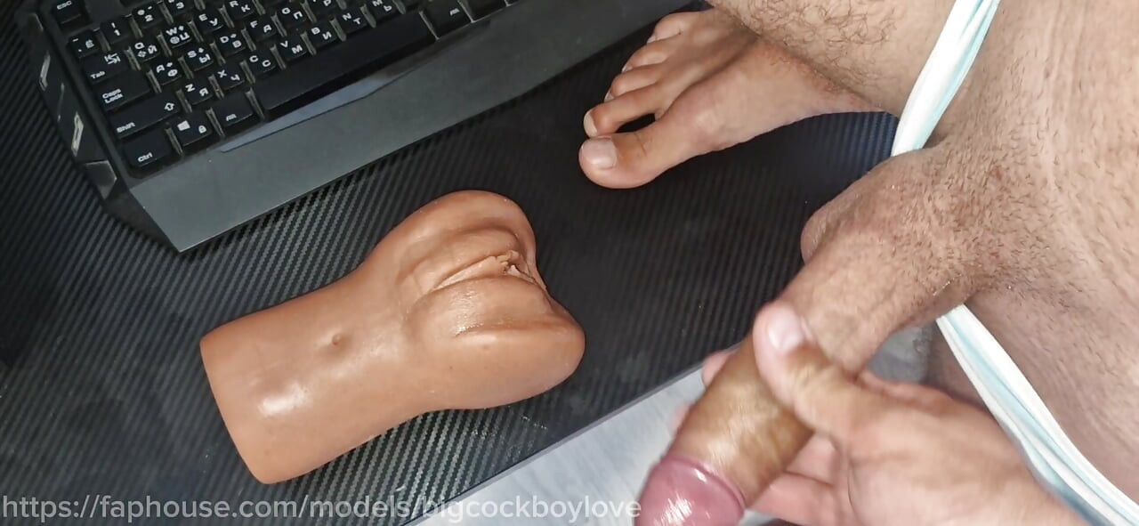 A Huge Cock Fills a Pussy and His Stepfather with Cum