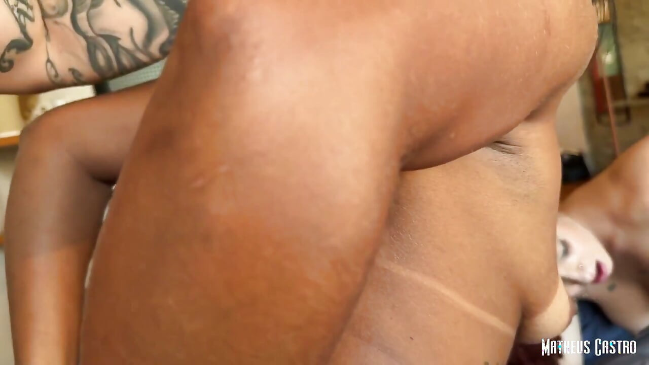 Couple Swap with Two Hot Ass Babes a White Woman and a Mulatto