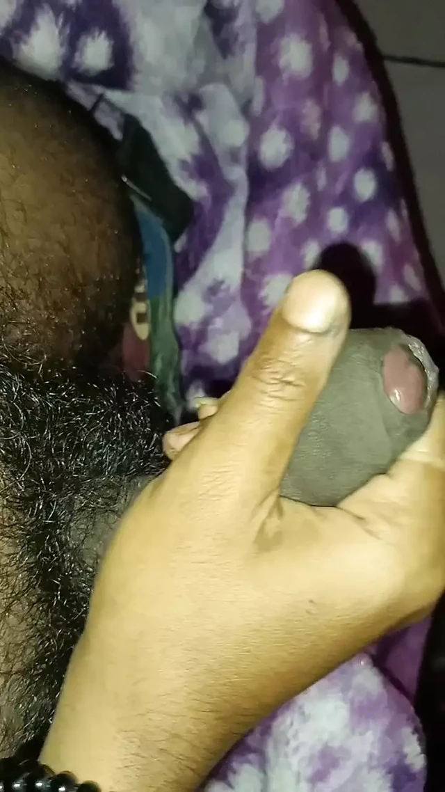Handjob at night 11 pm