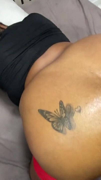 Big ass stepmom bbw gets fucked by curious neighbor | Clip 1