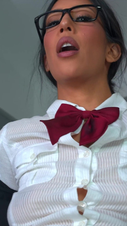 Lizzy Lust - Sexy Secretary Ii