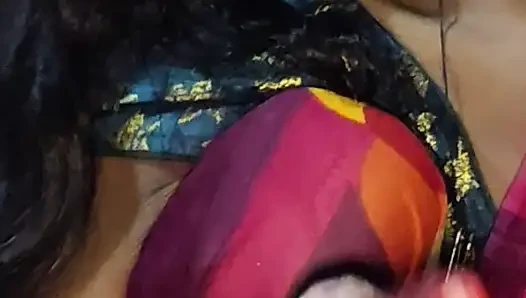 Dost ki biwi ke sath raat mein bharpur sex land muh me liya