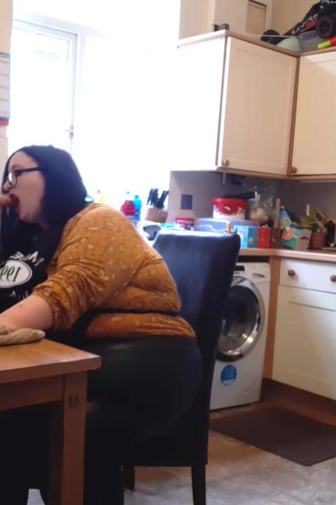 BBW SSBBW, fanfiction, bouffage et croissance corporelle