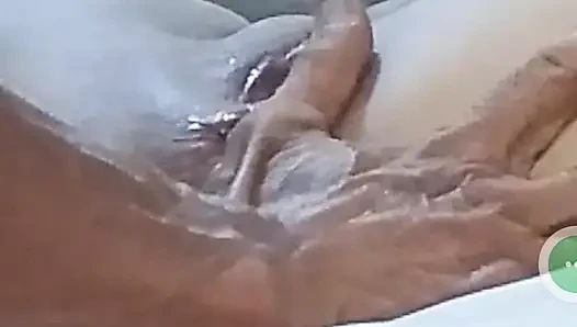 Ngentot enak sama memek basah pantatku