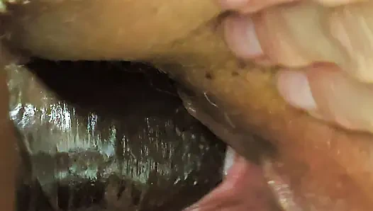 Cewek gemuk ini memeknya dicrot sperma sampai banjir setelah ngentot lebar-lebar sampai lubangnya menganga lebar - close up - jamdown26