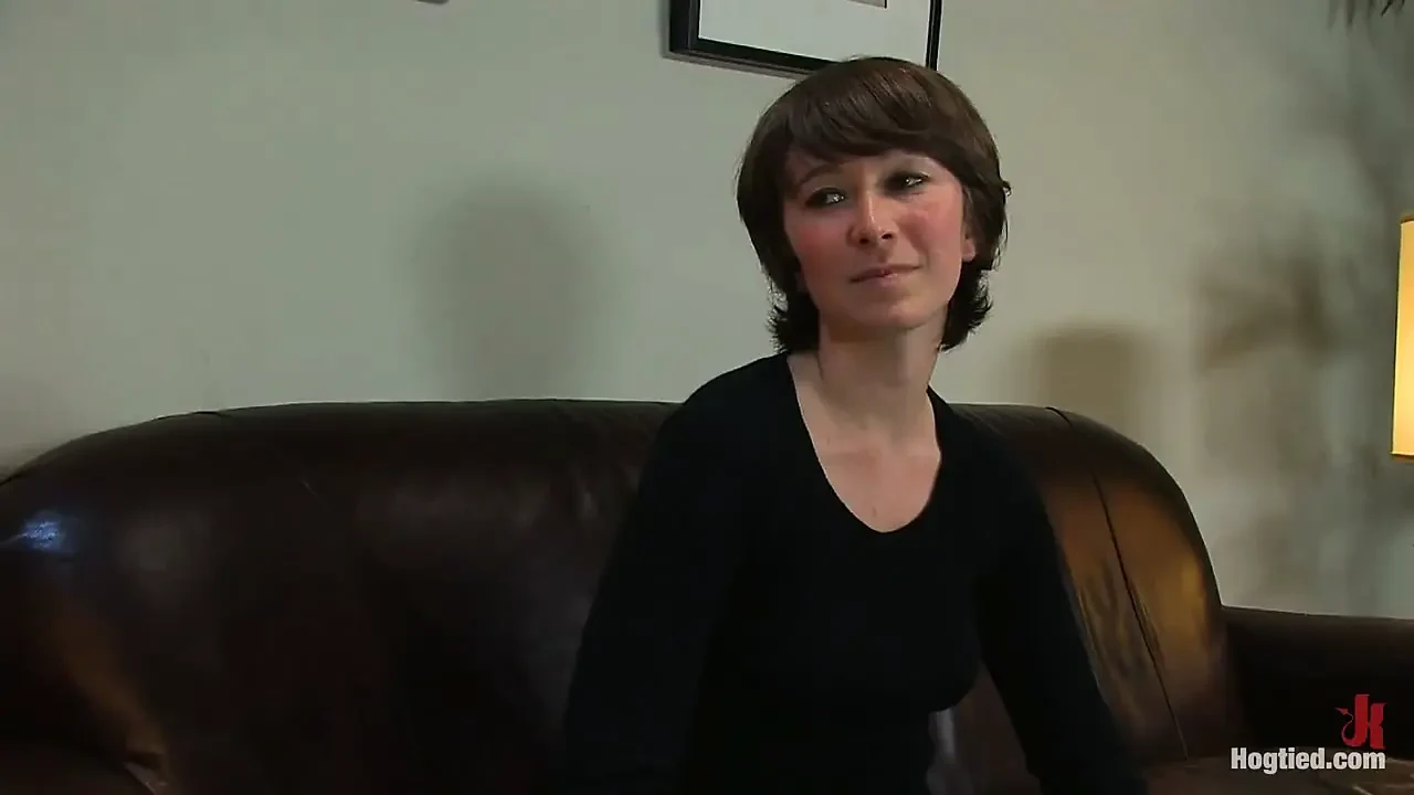 Amateur Casting Couch 20: Claidia: Girls Next Door Loves to Come...