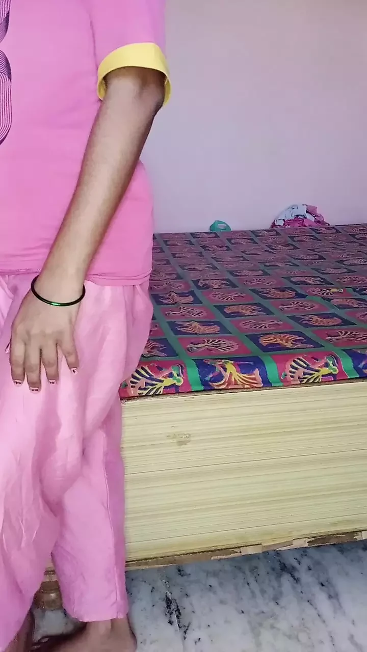 Indian Devar ne Bhabhi ki chudai kar dali.. step sister