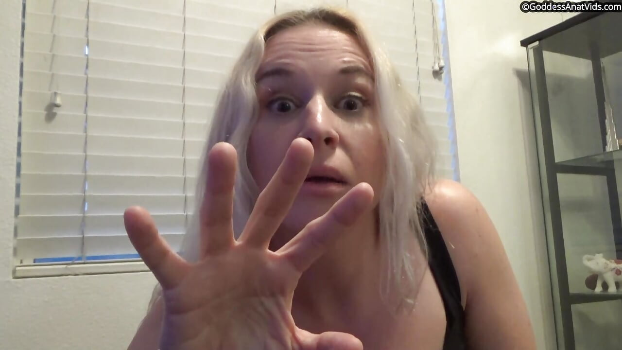 Stifling Hands