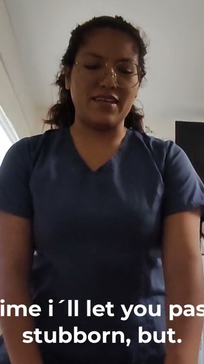 I called a kinesiologist to come and give me sexual massages, she accepted very gladly because she received milk as a tip | Clip 1