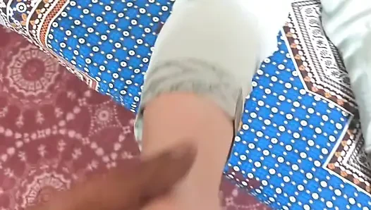 Saali ko chod diya jija ne.