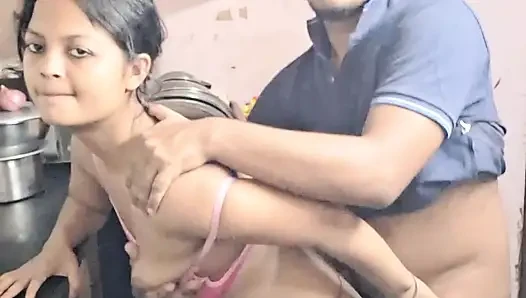 Desi mädchen Romantik mit freund bangali