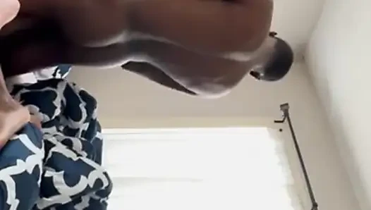 Unbeschnittener roher sex in airbnb