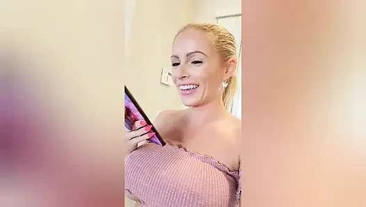 Соседка хочет пососать мой член для поездки на машине