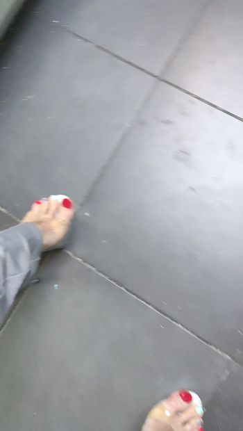 Tacones con estampado de dedo del pie