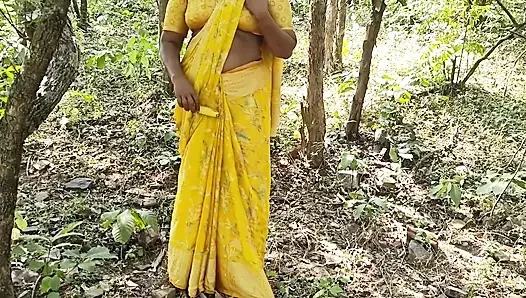 Sister in Law Put Banana Into Her Ass in the Forest, Telugu Anty Fucking
