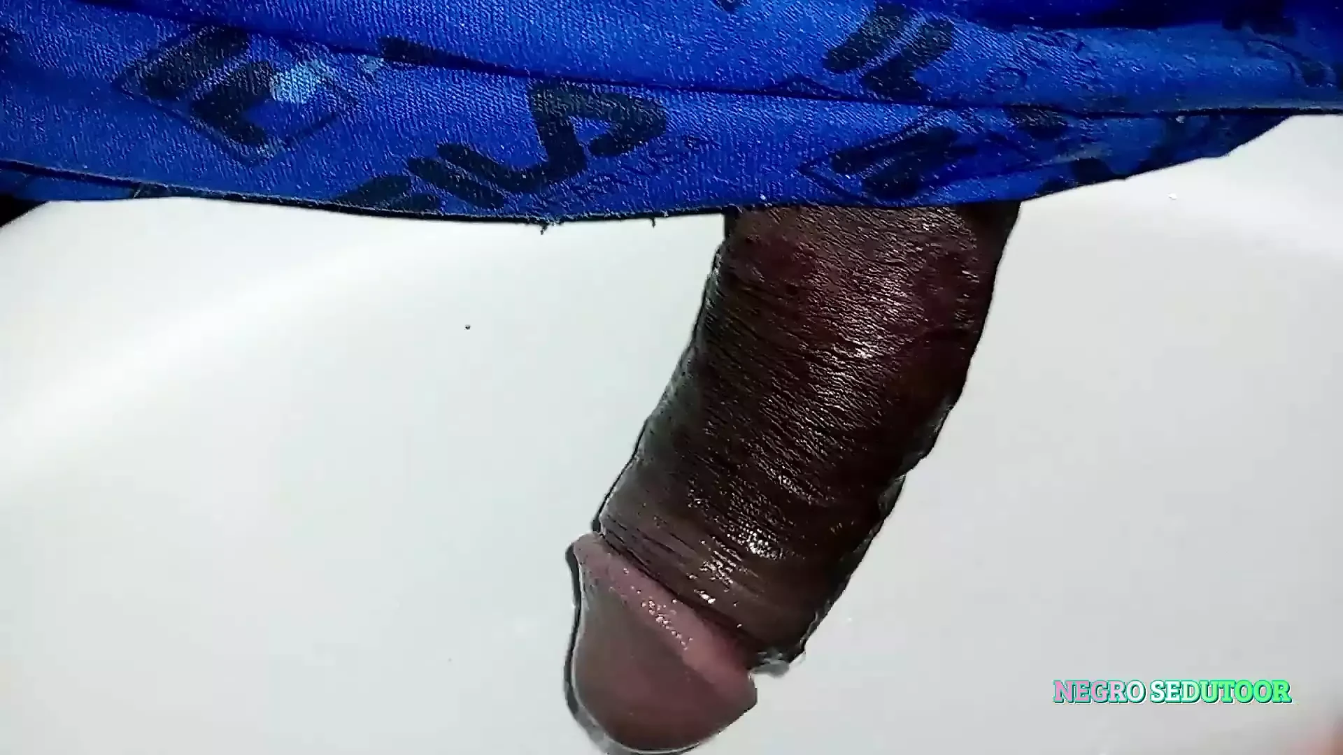 JAG PASSERADE MIN KUK PÅ DISKBÄNKEN PÅ CASA DO MUSTODE, EFTER ATT HA ÄTIT HANS RÖV