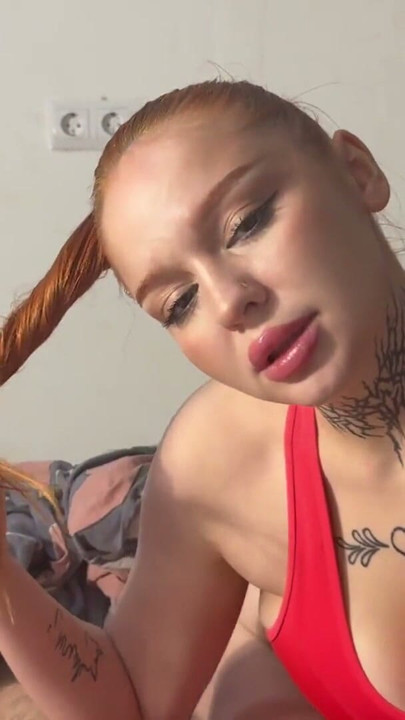 Sloppy, Hot Blowjob from a Horny Slut | Clip 1