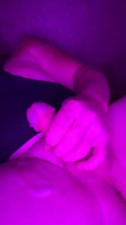 Cumming hard