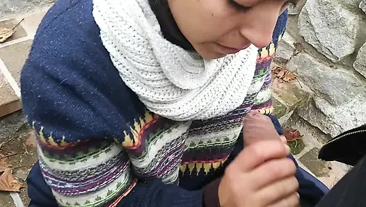 SOKAKTA HALKA AÇıK PARKTA RISKLI ORAL SEKS