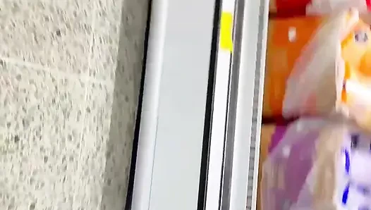 Я продала его, и он платит мне