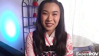 L'asiatica kimmy kimm fa sesso hardcore dopo un sensuale footjob