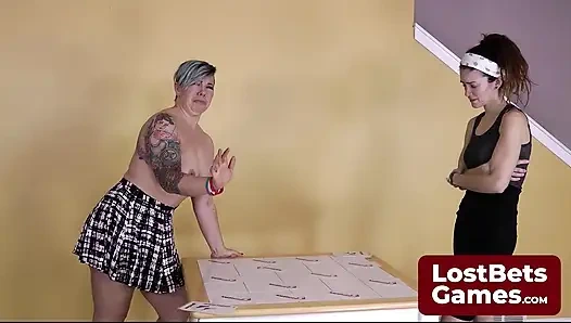 Dieser Strip-Speicher-Forfeit macht ein einfaches Spiel zu einem High-Tech-Erlebnis