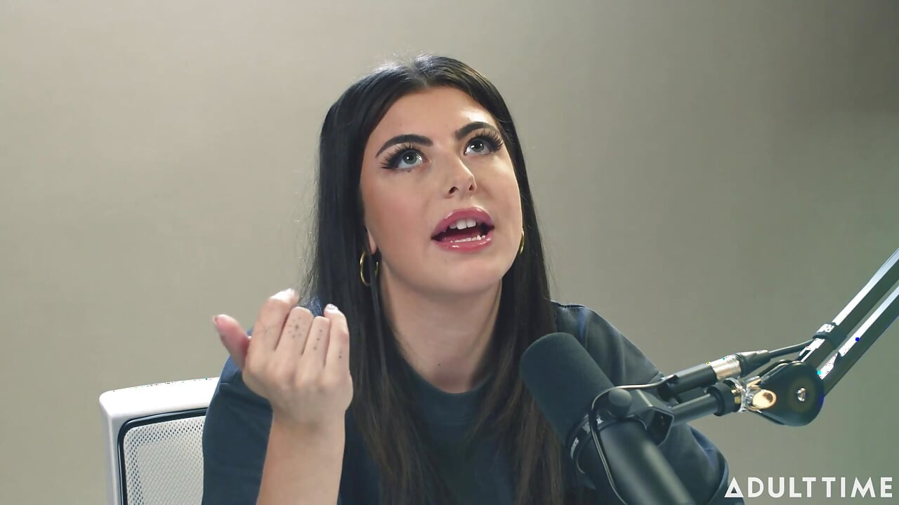 Gal Ritchie: Spiegler Girl & Hentai Lover  the Adult Time Podcast