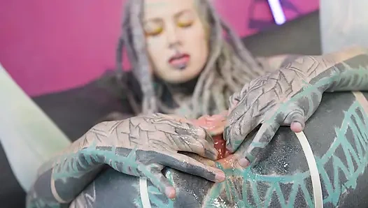 Double Anal Penetration, Squirting Orgasms and Sloppy Deepthroat Threesome