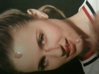Cum on Quinn Fabray (Dianna Agron)